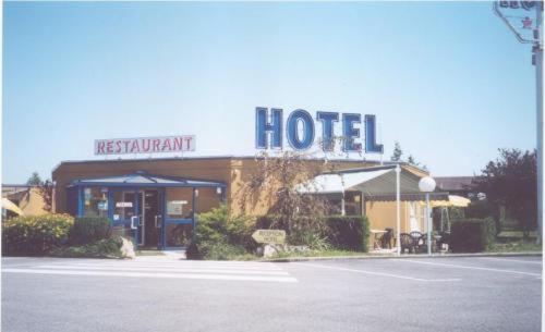 Hotel Charme en Maconnais à Saint-Jean-le-Priche Extérieur photo